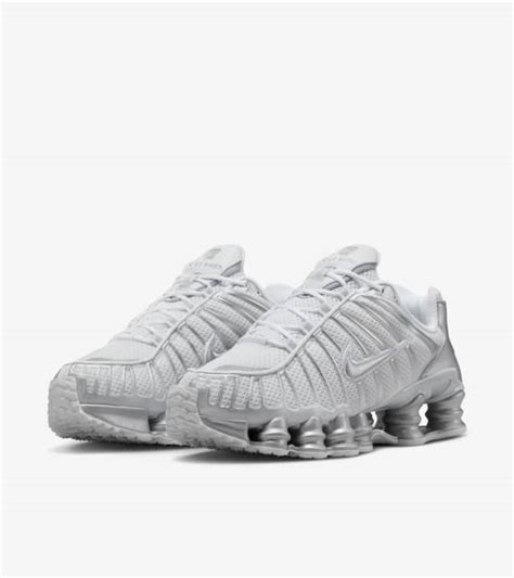 Women's Nike Shox. Nike NL